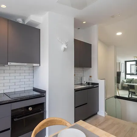 Apartment 3br Oceanview Luxury Penthouse & Terrace *